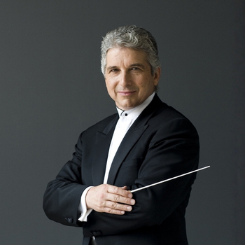 Celebrate the New Year with Beethoven’s Ninth Symphony, crowned by the “Ode to Joy,” as Peter Oundjian leads the BSO in a powerful, uplifting performance.