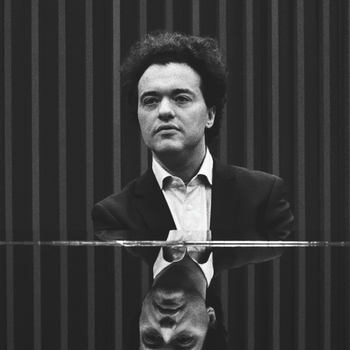 Evgeny Kissin performs an all-Beethoven recital featuring piano sonatas and the Diabelli Variations, showcasing bold imagination and wit. Tickets available.